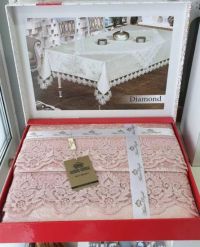 Скатерть розовая в наборе с салфеткой 100х100, Diamond Pudra