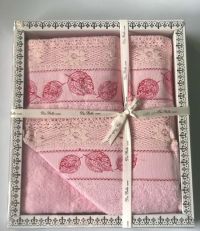 Набор розовых махровых полотенец Sikel (3 шт) с кружевом Bella