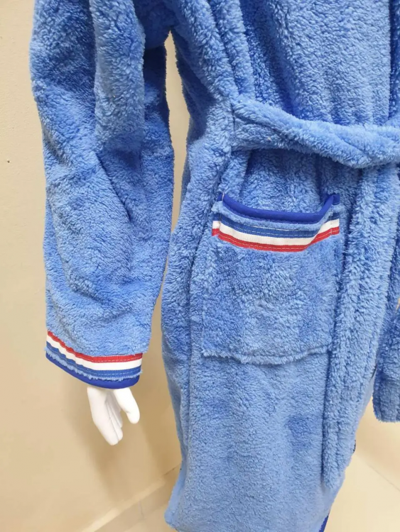 Подростковый махровый халат Welsoft голубого цвета с полосками купить
