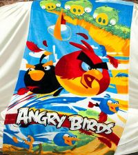 Пляжное полотенце Angry Birds велюр/махра 