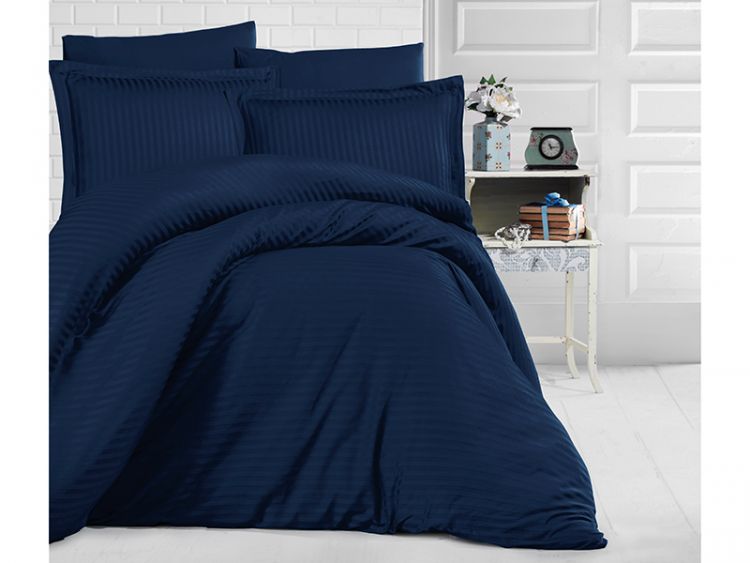 Однотонное постельное белье ранфорс Lacivert синее