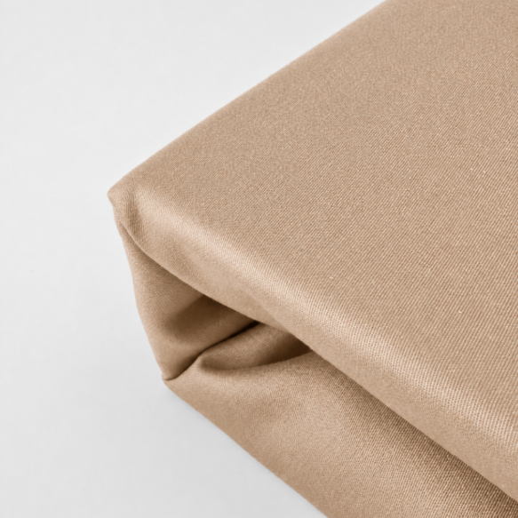Простынь сатин однотонная Beige на резинке 2