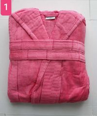 Велюровый женский длинный халат темно розовый без капюшона