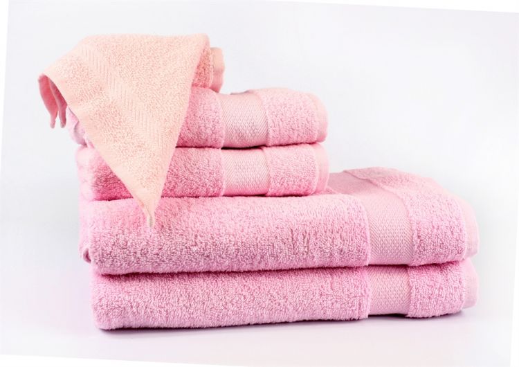 Махровое полотенце Smiley розовое Izzihome