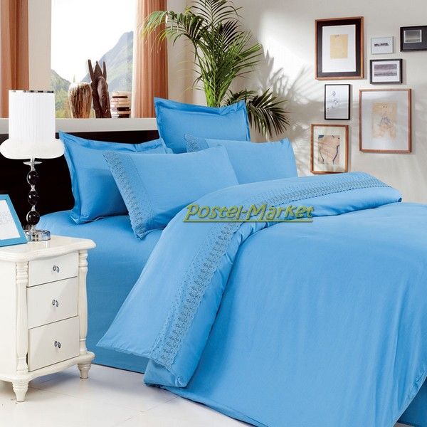 Голубое постельное белье с кружевом