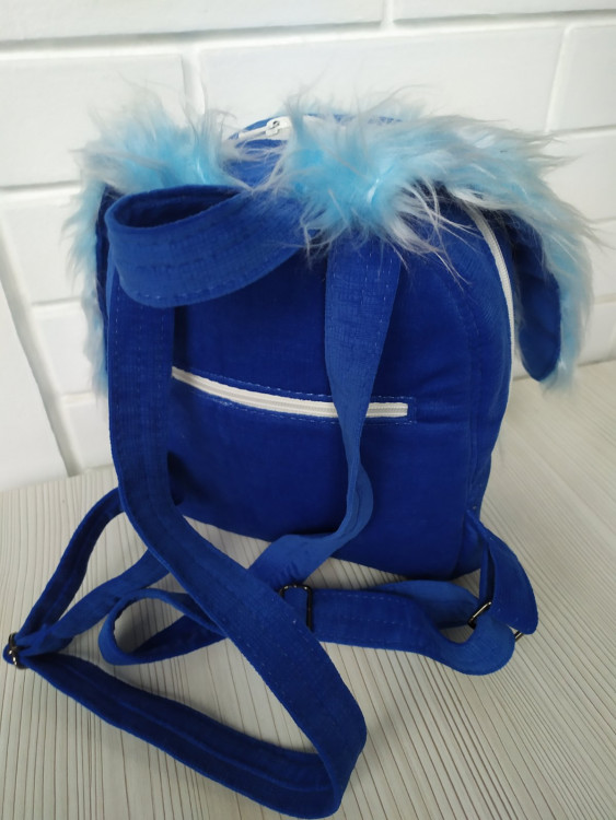 Детский рюкзак меховый с ушками Зайки синий для девочки