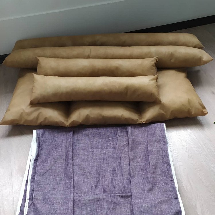 Большой лежак для собак фиолетовый Rizo 115/65/20 со съемным чехлом