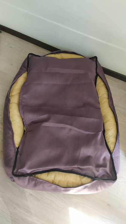 Лежак для собак больших пород темный фиолетовый блеск