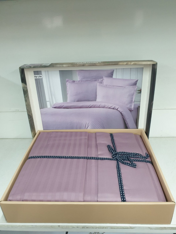 Однотонный лиловый набор белья Vertical Stripe Sateen Lila на подарок