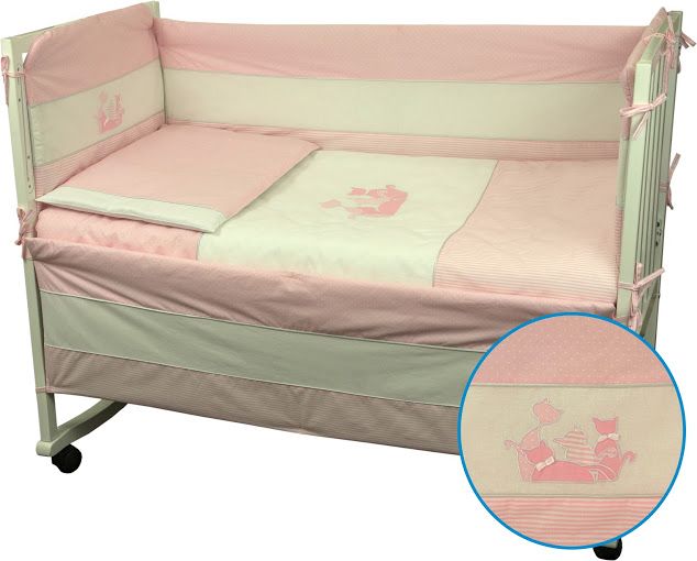 Защитное ограждение в кроватку Котята розовое