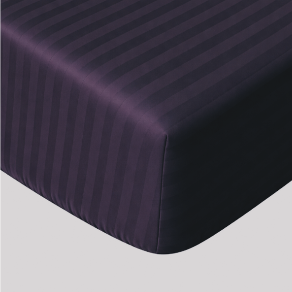 Простынь сатин Sateen Stripe Andtracite на резинке 