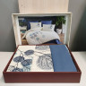 Постельный комплект синий сатин делюкс с вышивкой Листочки в коробке
