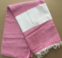 Пляжное полотенце Peshtemal розовое широкая полоска