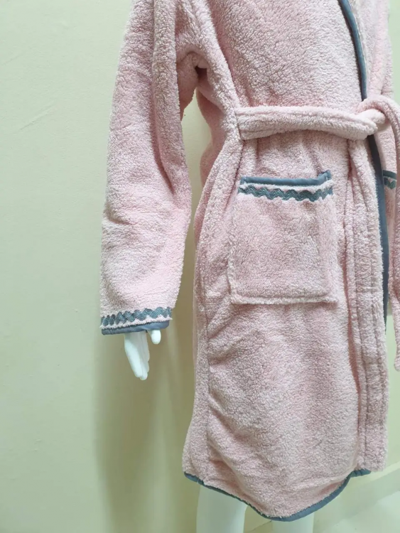 Подростковый махровый халат Welsoft пудрового цвета с полосками купить