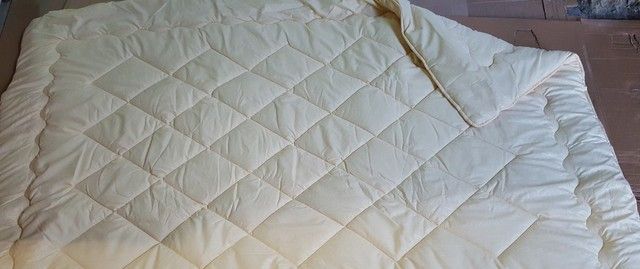 Одеяло теплое Силикон / Микрофибра цветное