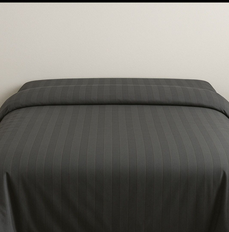 Пододеяльник темно-серый lux сатин Sateen Stripe 2