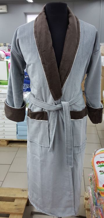 Мужской халат велюр светло-серый Zeron