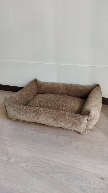 Лежак для собак (котов) Rizo 58/45 коричневый (рябой) со съемным чехлом