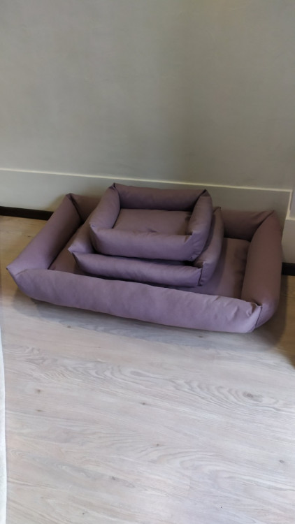 Лежак для собак и котов Rizo нежный фиолетовый в трьох размерах