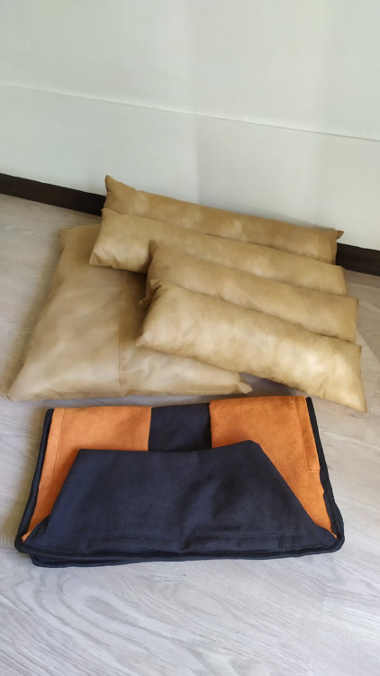 Лежак для котов 58/45 черно-оранжевый со съемным чехлом купить
