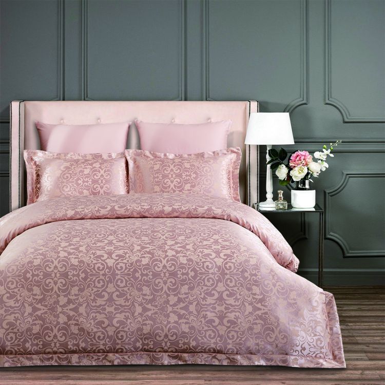 Розовое постельное белье Tamara
